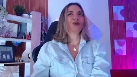 Sara  online show from 07/29/26, 10:57