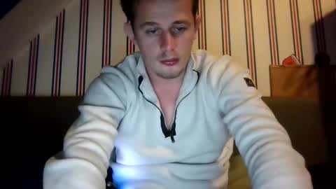 Snapshot of milfslikesme chatting on 03/09/25, 01:15 milfslikesme online show from 03/09/25, 01:15