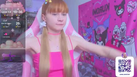 Snapshot of miliameow chatting on 09/11/25, 08:09 Milia online show from 09/11/25, 08:09