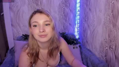 milinafox online show from 04/01/26, 11:11