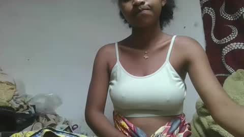 Snapshot of milinasy chatting on 02/08/26, 03:26 milinasy online show from 02/08/26, 03:26