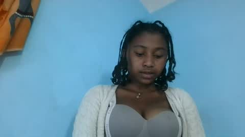 Snapshot of milinasy chatting on 07/19/26, 05:38 milinasy online show from 07/19/26, 05:38