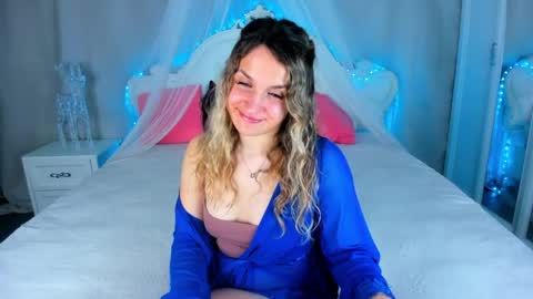 milkablond online show from 04/01/26, 01:06