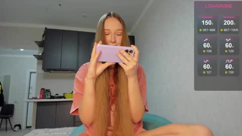 Snapshot of milkaeliza1 chatting on 05/29/26, 08:51 MilkaLiza online show from 05/29/26, 08:51