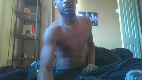 Snapshot of milkchocolatesensei chatting on 01/09/25, 01:02 Milk Chocolate Sensei online show from 01/09/25, 01:02