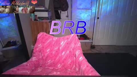 Snapshot of milkedmilf chatting on 11/19/25, 05:51 milkedmilf online show from 11/19/25, 05:51