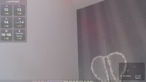 Snapshot of milker_amira chatting on 12/06/24, 04:28 Amira online show from 12/06/24, 04:28