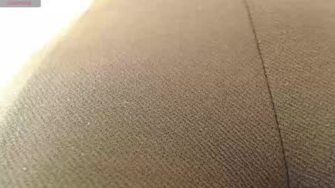 Snapshot of milker_amira chatting on 03/12/25, 08:52 Amira online show from 03/12/25, 08:52