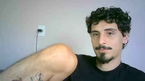 Snapshot of milkoffee chatting on 12/03/24, 01:21 milkoffee online show from 12/03/24, 01:21