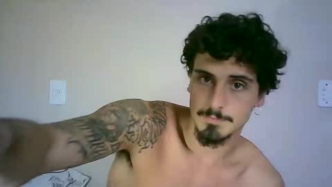 Snapshot of milkoffee chatting on 01/05/25, 08:52 milkoffee online show from 01/05/25, 08:52