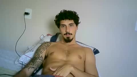 Snapshot of milkoffee chatting on 01/09/25, 04:28 milkoffee online show from 01/09/25, 04:28