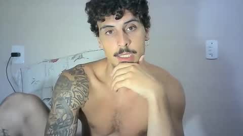 Snapshot of milkoffee chatting on 01/27/25, 04:20 milkoffee online show from 01/27/25, 04:20