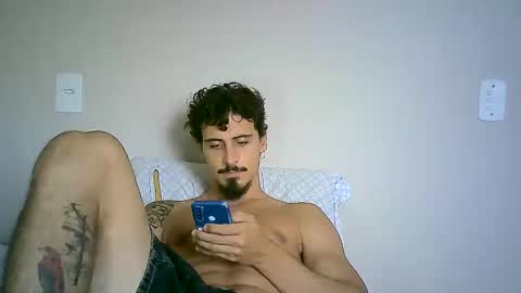 Snapshot of milkoffee chatting on 01/29/25, 06:39 milkoffee online show from 01/29/25, 06:39