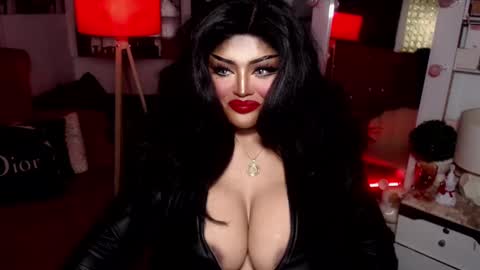 Snapshot of milkshakelavinia chatting on 01/13/25, 02:28 milkshakelavinia online show from 01/13/25, 02:28