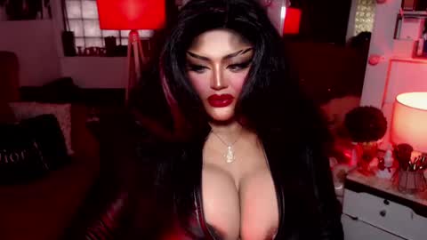 Snapshot of milkshakelavinia chatting on 01/17/25, 03:23 milkshakelavinia online show from 01/17/25, 03:23