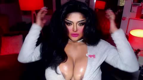 Snapshot of milkshakelavinia chatting on 01/30/25, 07:39 milkshakelavinia online show from 01/30/25, 07:39