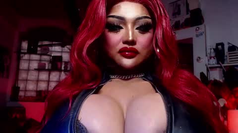 Snapshot of milkshakelavinia chatting on 02/13/25, 04:00 milkshakelavinia online show from 02/13/25, 04:00