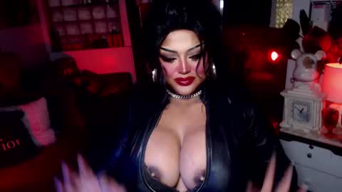 Snapshot of milkshakelavinia chatting on 02/13/25, 07:03 milkshakelavinia online show from 02/13/25, 07:03