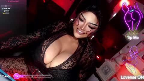 Snapshot of milkshakelavinia chatting on 03/11/25, 06:08 milkshakelavinia online show from 03/11/25, 06:08