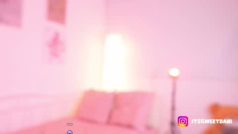 Snapshot of milky_0 chatting on 10/30/25, 11:16 milky_0 online show from 10/30/25, 11:16