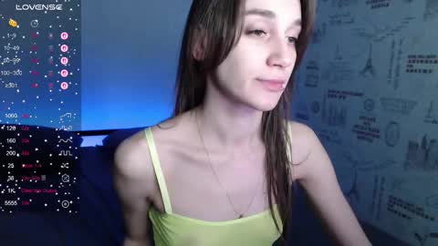 Snapshot of milky_way_rrr chatting on 01/11/26, 12:43 Milky online show from 01/11/26, 12:43