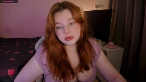 Snapshot of milky_wayx chatting on 12/06/24, 08:05 Lisa online show from 12/06/24, 08:05