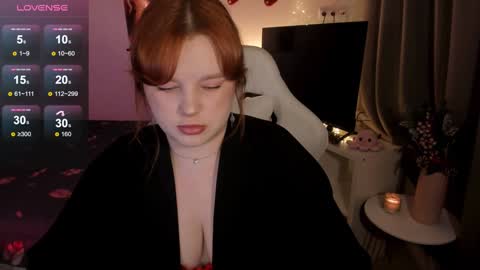 Snapshot of milky_wayx chatting on 12/25/24, 08:07 Lisa online show from 12/25/24, 08:07