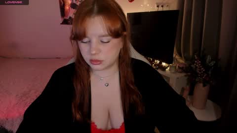 Snapshot of milky_wayx chatting on 12/31/24, 05:51 Lisa online show from 12/31/24, 05:51