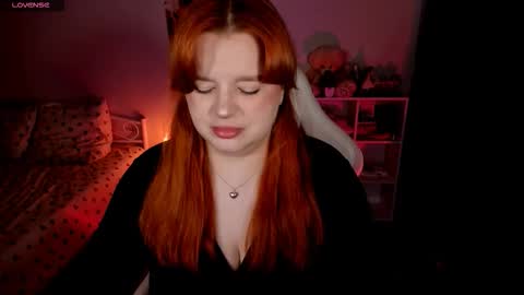 Snapshot of milky_wayx chatting on 10/09/25, 12:58 Lisa online show from 10/09/25, 12:58