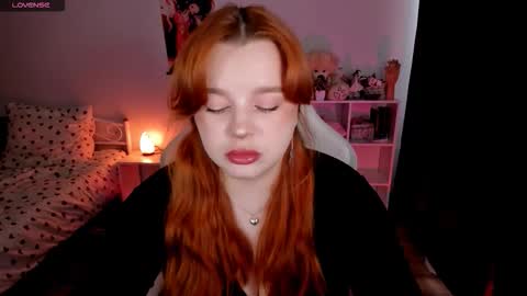 Snapshot of milky_wayx chatting on 10/26/25, 09:59 Lisa online show from 10/26/25, 09:59