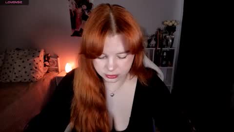 Lisa online show from 11/22/25, 05:50