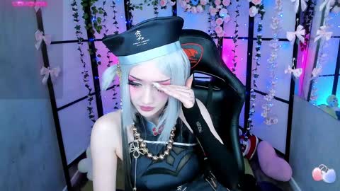 milky cute online show from 02/04/25, 10:02