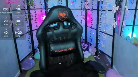 milky cute online show from 02/10/25, 01:24