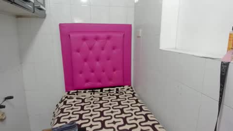 milkyway_18 online show from 01/18/26, 02:43