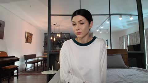 Snapshot of milla_bella chatting on 02/24/26, 07:34 milla bella online show from 02/24/26, 07:34