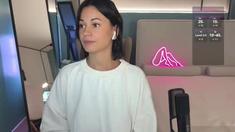 Mila online show from 02/27/25, 10:20