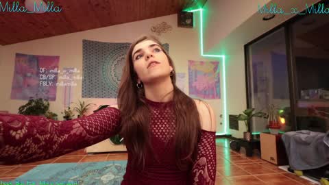 Snapshot of milla_milla chatting on 01/17/25, 04:57 milla_milla online show from 01/17/25, 04:57