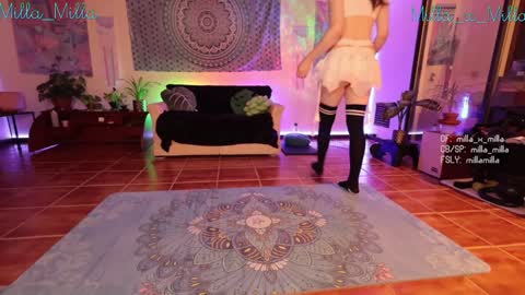 Snapshot of milla_milla chatting on 01/31/25, 03:20 milla_milla online show from 01/31/25, 03:20