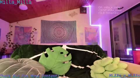 Snapshot of milla_milla chatting on 10/07/25, 05:26 milla_milla online show from 10/07/25, 05:26