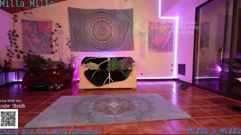 milla_milla online show from 11/06/25, 02:34