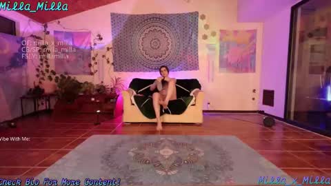 milla_milla online show from 03/15/26, 04:07