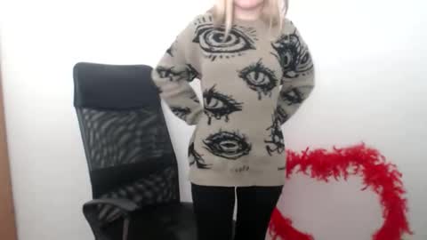 Snapshot of millaloveli chatting on 02/23/26, 08:12 millaloveli online show from 02/23/26, 08:12