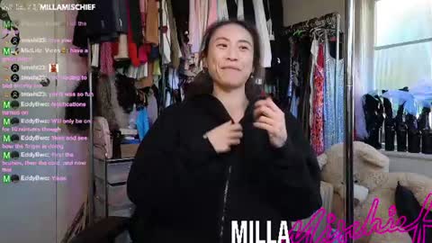 Snapshot of millamischief chatting on 07/12/26, 09:17 Milla Mischief online show from 07/12/26, 09:17