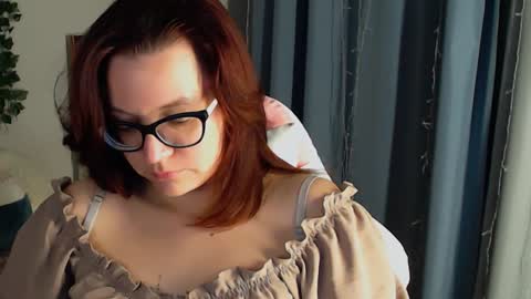 Milla online show from 12/10/24, 08:16