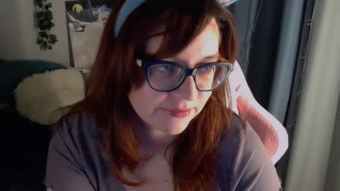 Milla online show from 11/16/25, 06:46