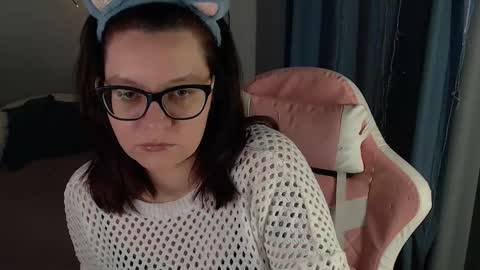 Snapshot of millapoolys chatting on 02/26/26, 08:46 Milla online show from 02/26/26, 08:46