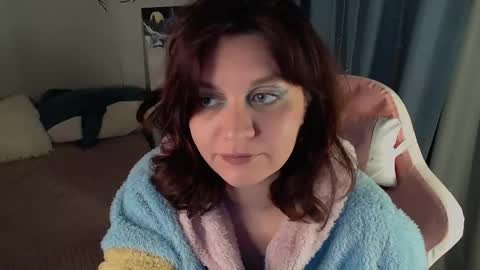 Snapshot of millapoolys chatting on 02/28/26, 11:28 Milla online show from 02/28/26, 11:28