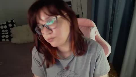 Snapshot of millapoolys chatting on 03/20/26, 03:50 Milla online show from 03/20/26, 03:50