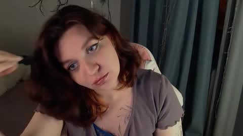 Snapshot of millapoolys chatting on 03/23/26, 07:40 Milla online show from 03/23/26, 07:40