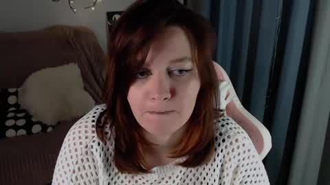 Snapshot of millapoolys chatting on 04/15/26, 10:43 Milla online show from 04/15/26, 10:43